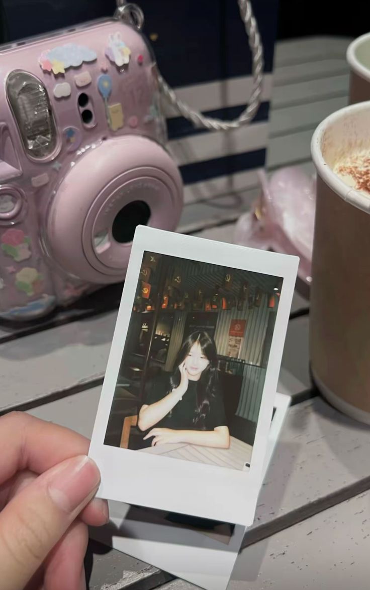 Bộ mẫu ảnh in viền Polaroid của AN NA